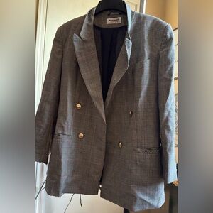 Elegant Gray Plaid Blazer with Gold Buttons